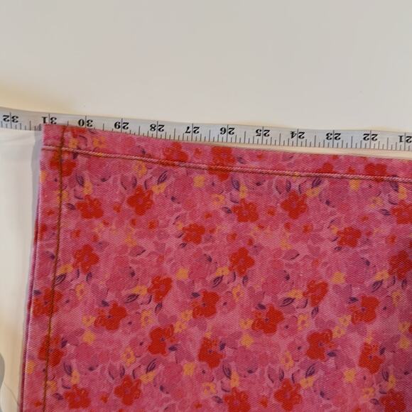 BDG Urban Outfitters Pink Floral High-Rise Flare Jeans Size 31 Urban Chic - Picture 11 of 13